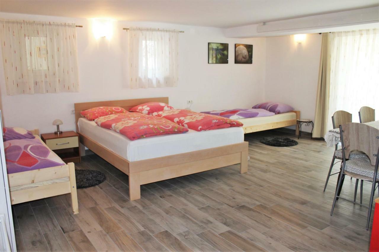 Rooms Jurca Postojna Exteriér fotografie