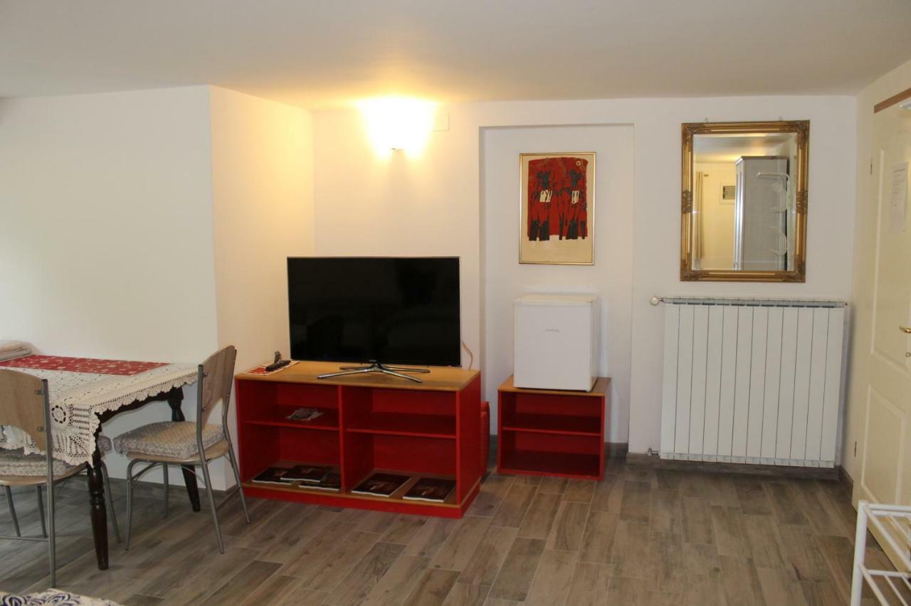 Rooms Jurca Postojna Exteriér fotografie